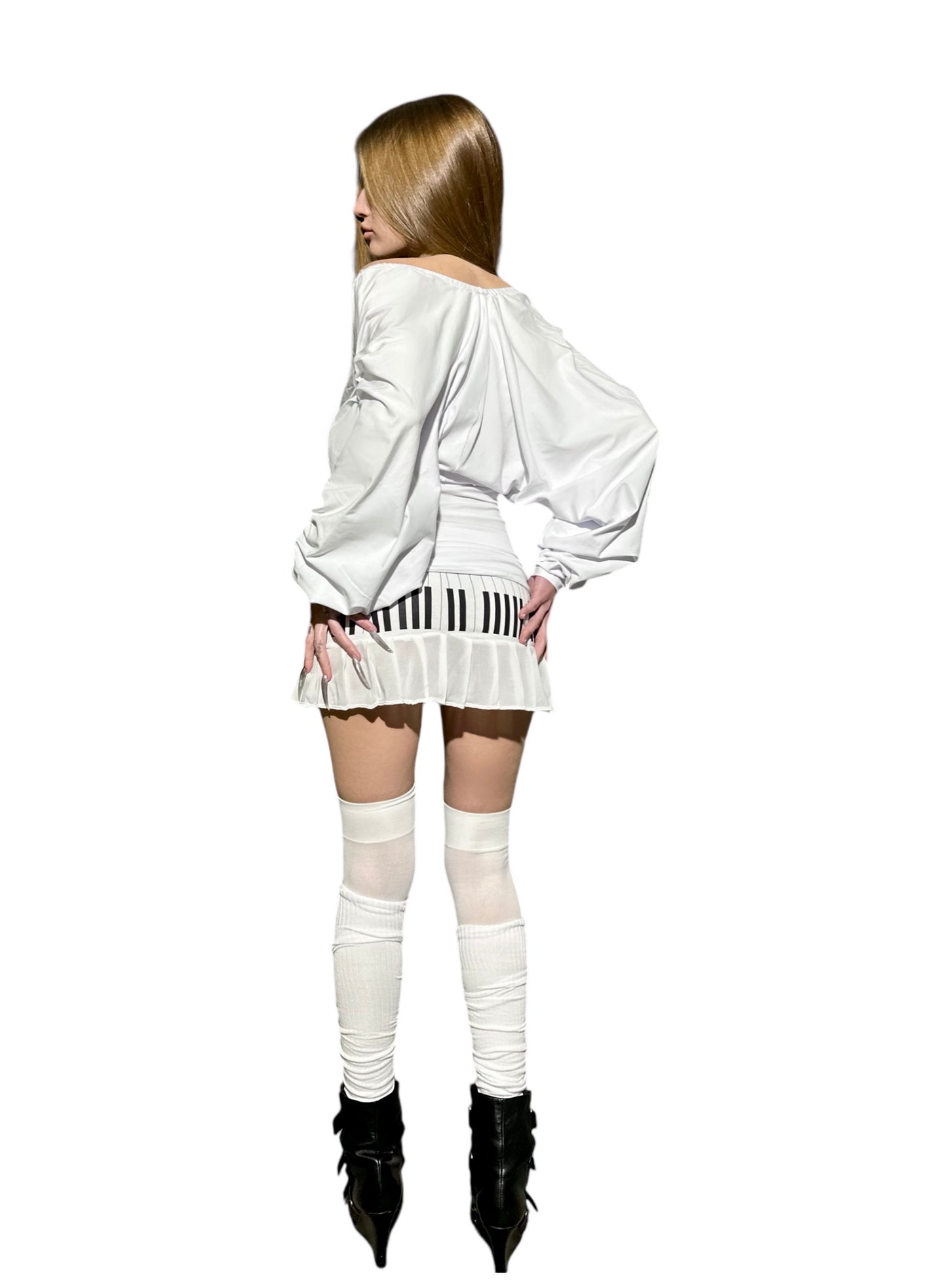 Treble Clef Harmony Top